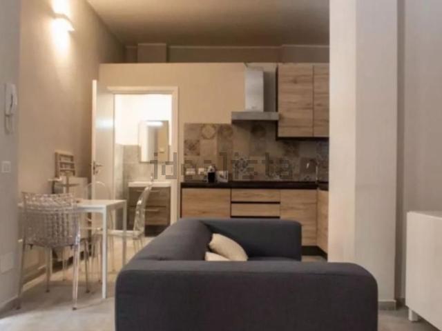 Appartamento in affitto di 45 m² in Via Cicco Simonetta