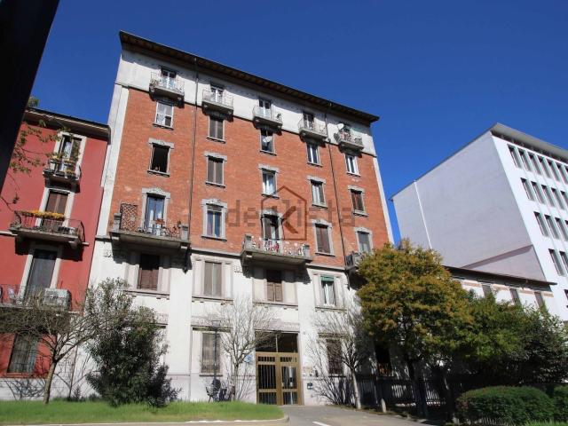 Appartamento in affitto di 45 m² in Via Costanzo Cantoni