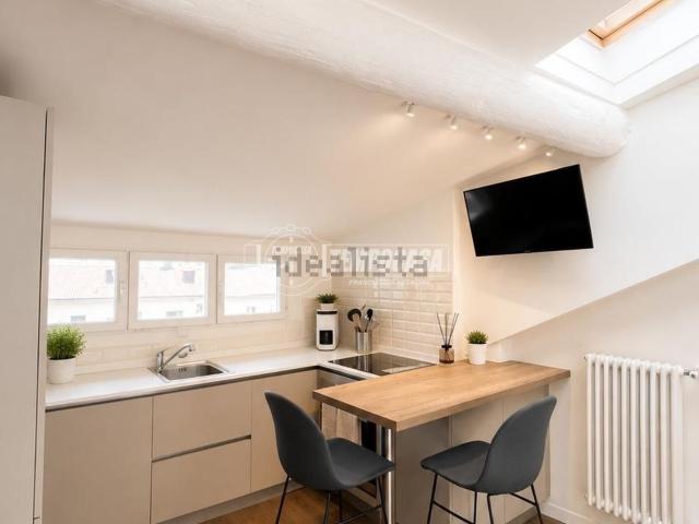 Appartamento in affitto di 45 m² in Via Emilio Cornalia