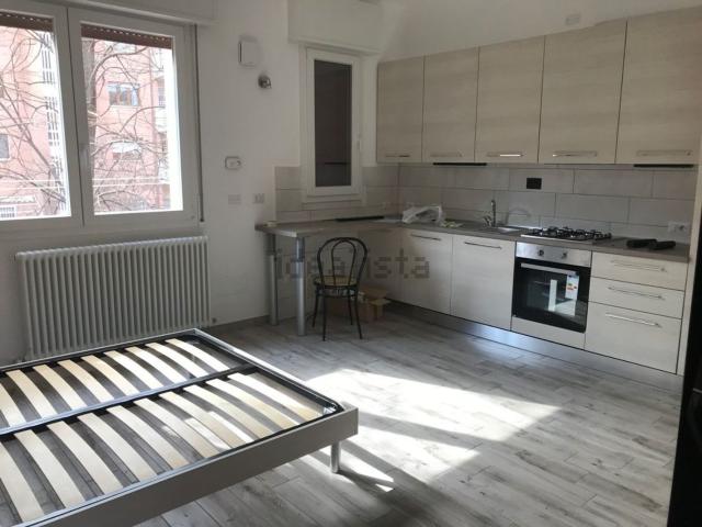 Appartamento in affitto di 45 m² in Via Emilia Ponente