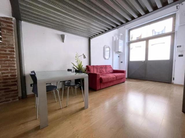 Appartamento in affitto di 45 m² in Via Eugenio Villoresi