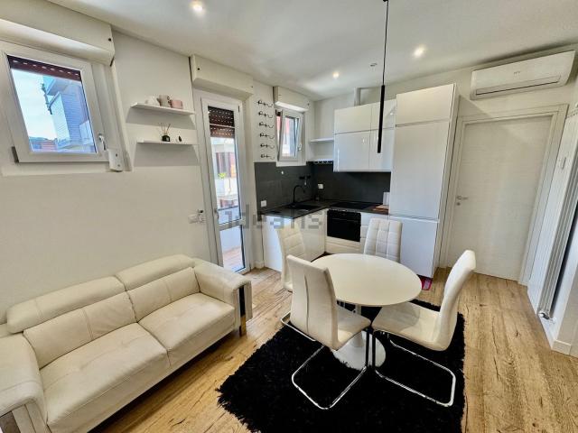 Appartamento in affitto di 45 m² in Via Francesco Baracca, 227