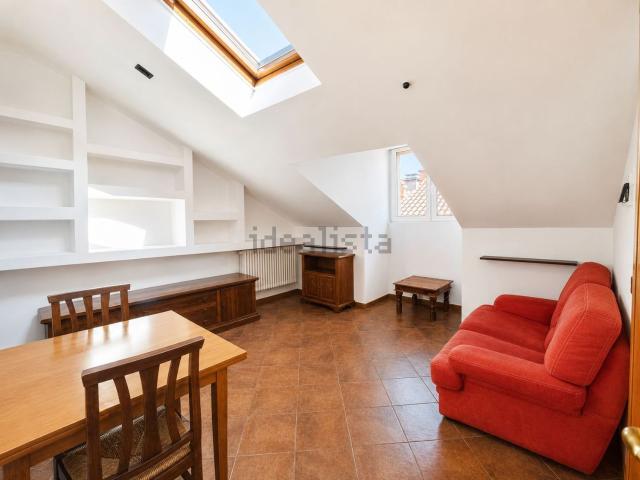 Appartamento in affitto di 45 m² in Via IV Novembre