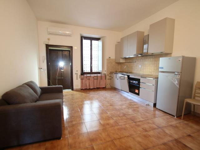 Appartamento in affitto di 45 m² in Via Lodovico Il Moro, 3