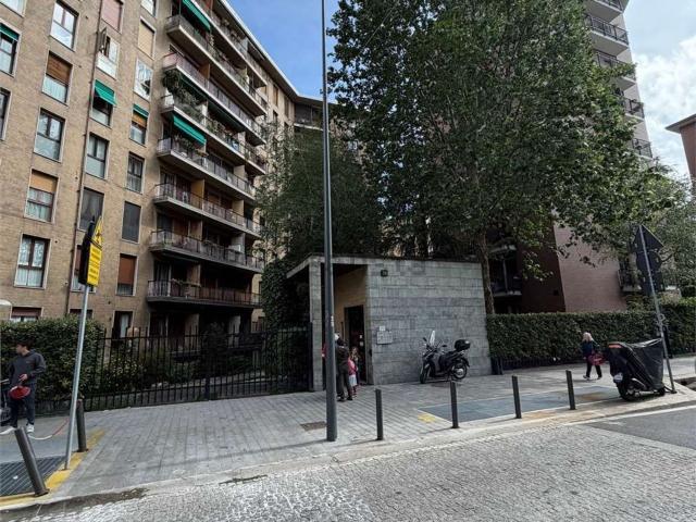 Appartamento in affitto di 45 m² in Via Lorenteggio, 39