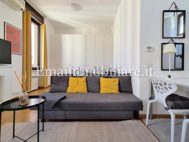 Appartamento in affitto di 45 m² in Via Luigi Settembrini, 7