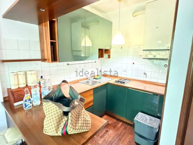 Appartamento in affitto di 45 m² in Via Montebello, 11
