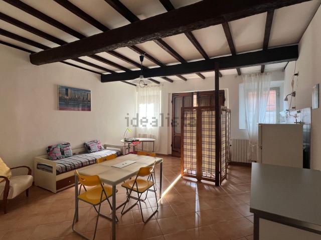 Appartamento in affitto di 45 m² in Via Mortara