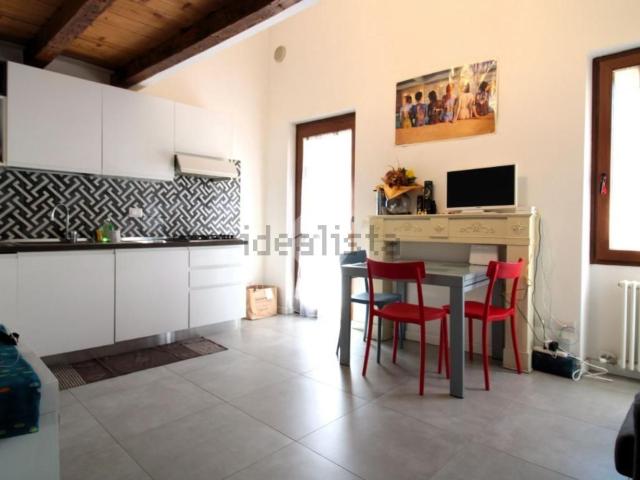 Appartamento in affitto di 45 m² in Via Nicola Mazza, 69