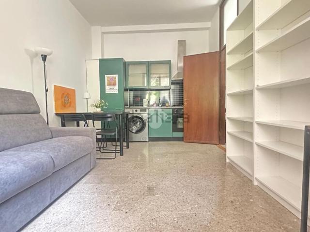 Appartamento in affitto di 45 m² in Via Parmigianino, 14