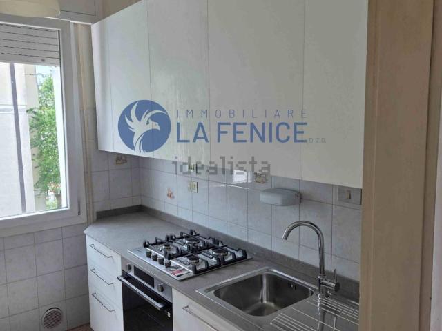 Appartamento in affitto di 45 m² in Via Peschiera