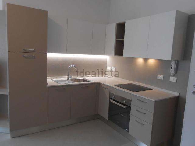 Appartamento in affitto di 45 m² in Via Riva di Reno, 37