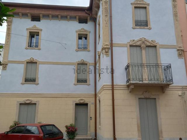 Appartamento in affitto di 45 m² in Via Sante Pinaroli, 23