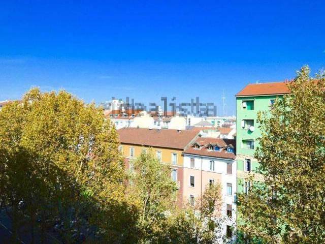 Appartamento in affitto di 45 m² in Viale Certosa, 41