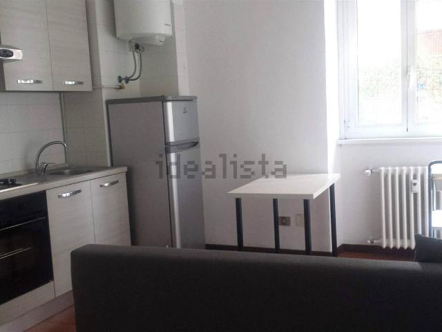 Appartamento in affitto di 45 m² in Viale Gabriele D&apos Annunzio, 3