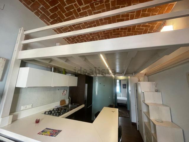Appartamento in affitto di 46 m² in Via Massena, 57