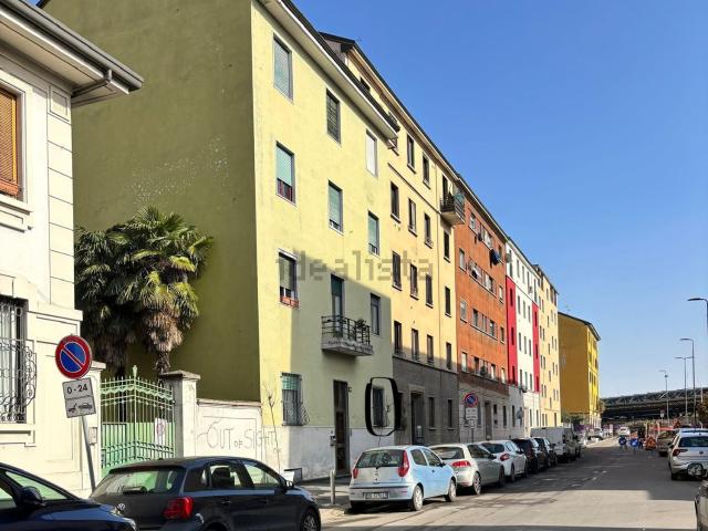 Appartamento in affitto di 48 m² in Via Antonio Mambretti, 18