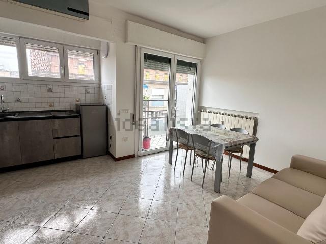 Appartamento in affitto di 48 m² in Via Edmondo de Amicis