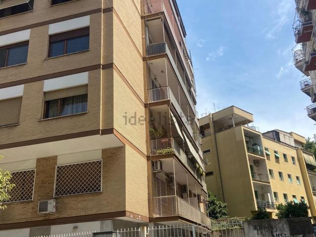 Appartamento in affitto di 48 m² in Via Fregene