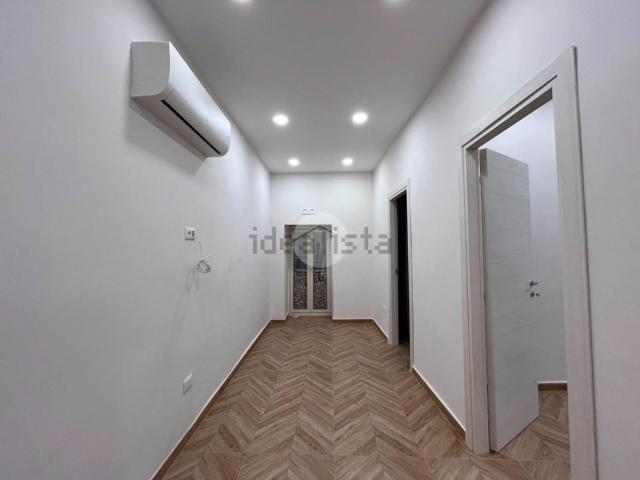 Appartamento in affitto di 53 m² in Vico Sant&apos  Eframo Vecchio, 31