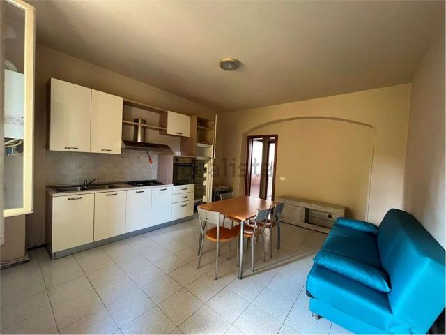Appartamento in affitto di 53 m² in Via Castelleone, 36