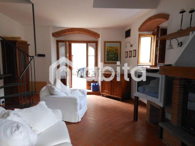 Appartamento in affitto di 50 m² in Località San Clemente in Valle, 39
