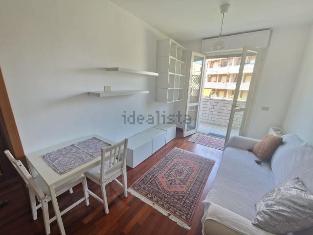 Appartamento in affitto di 50 m² in Via Andrea Maria Ampère, 102