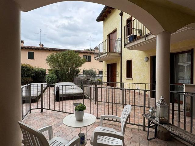 Appartamento in affitto di 50 m² in Via Centro