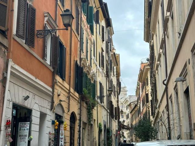 Appartamento in affitto di 50 m² in Via dei Banchi Nuovi