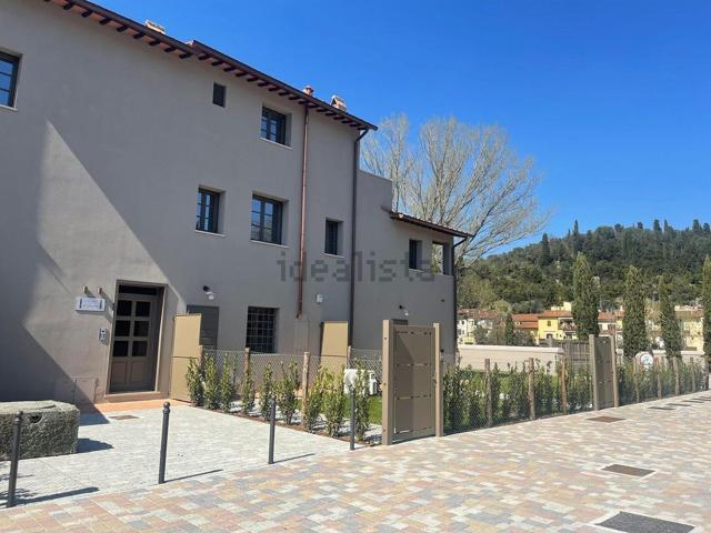 Appartamento in affitto di 50 m² in Via di Compiobbi, 6