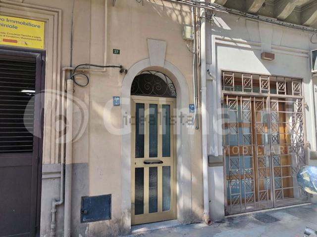 Appartamento in affitto di 50 m² in Via Re Federico, 27