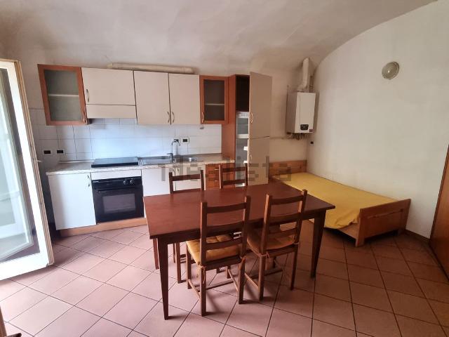 Appartamento in affitto di 50 m² in Via Roma