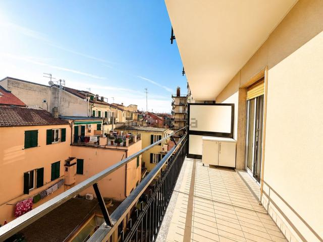 Appartamento in affitto di 50 m² in Via Simone Stella, 15