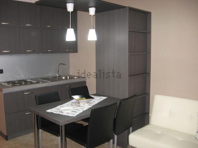 Appartamento in affitto di 50 m² in Viale Medaglie D&apos Oro, 9