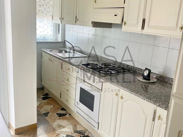 Appartamento in affitto di 50 m² in Viale F. Chabod, 10