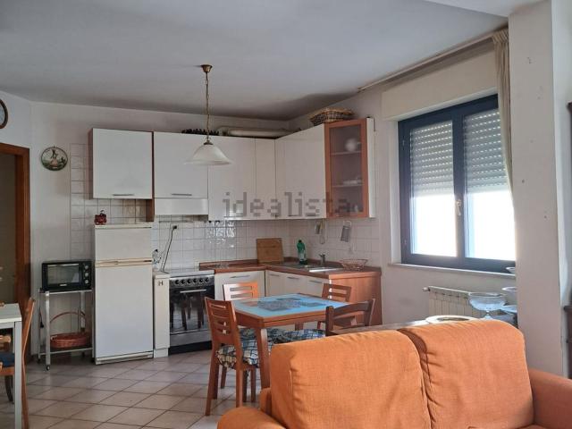 Appartamento in affitto di 51 m² in Via costa