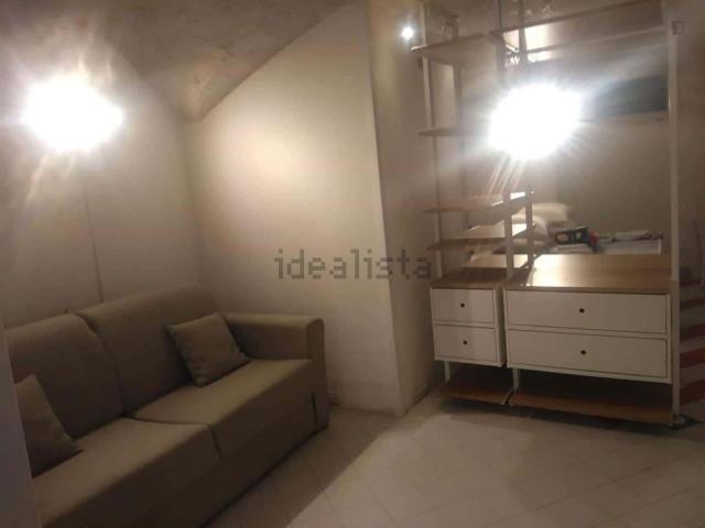 Appartamento in affitto di 51 m² in Via dè Coltellini