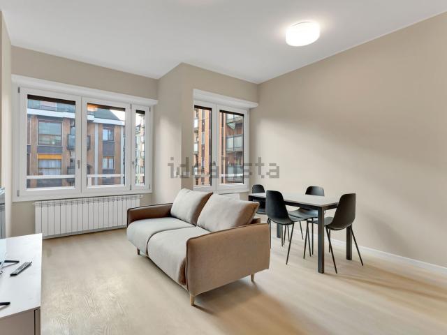 Appartamento in affitto di 51 m² in Via Ruggero di Lauria, 12