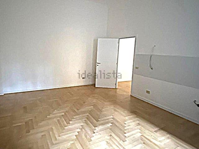 Appartamento in affitto di 52 m² in Via Bartolomeo Eustachi, 29