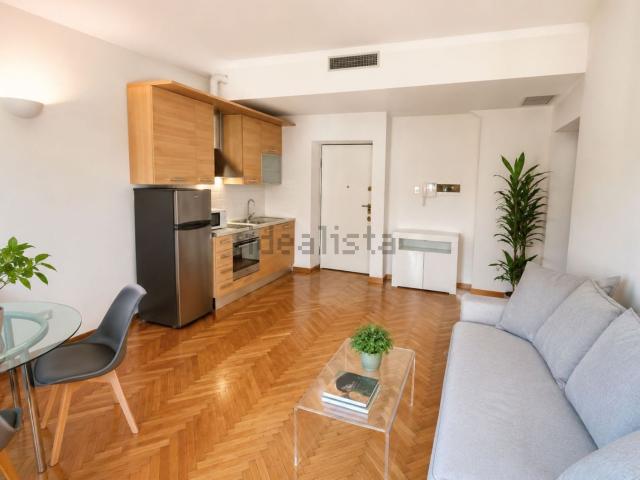 Appartamento in affitto di 52 m² in Via della Palla