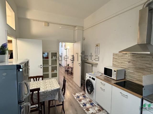 Appartamento in affitto di 52 m² in Via Emilia, 16