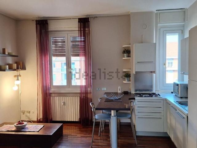 Appartamento in affitto di 52 m² in Via Melchiorre Gioia, 32