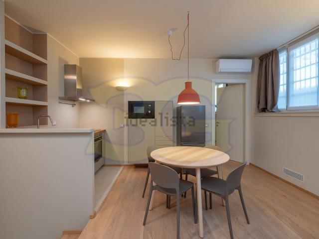 Appartamento in affitto di 52 m² in Viale Evaristo Stefini, 6