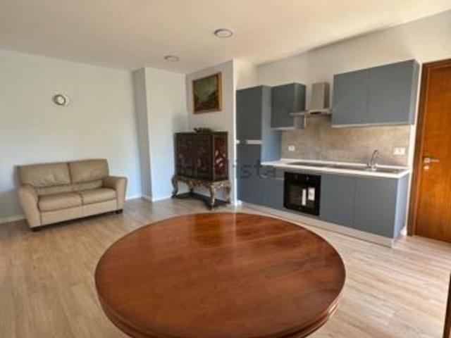Appartamento in affitto di 57 m² in Via Tancredi Parmeggiani