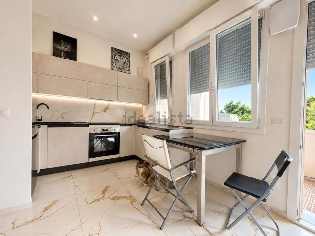 Appartamento in affitto di 57 m² in Via Marina, 124