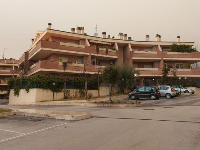 Appartamento in affitto di 54 m² in Via Alessandro Vivenza
