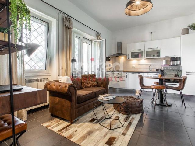 Appartamento in affitto di 54 m² in Via Euripide
