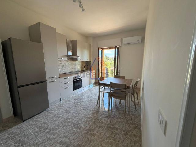 Appartamento in affitto di 54 m² in Via Nazionale, 27