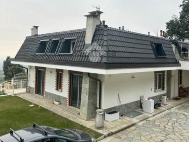 Appartamento in affitto di 55 m² in Strada Eremo, 82