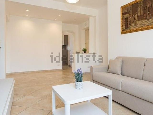 Appartamento in affitto di 55 m² in Via Taurasia, 1
